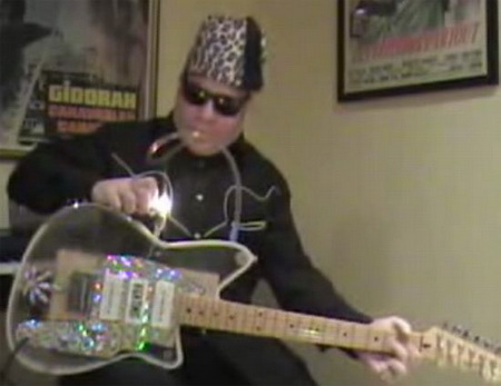 Reverend Bong Guitar